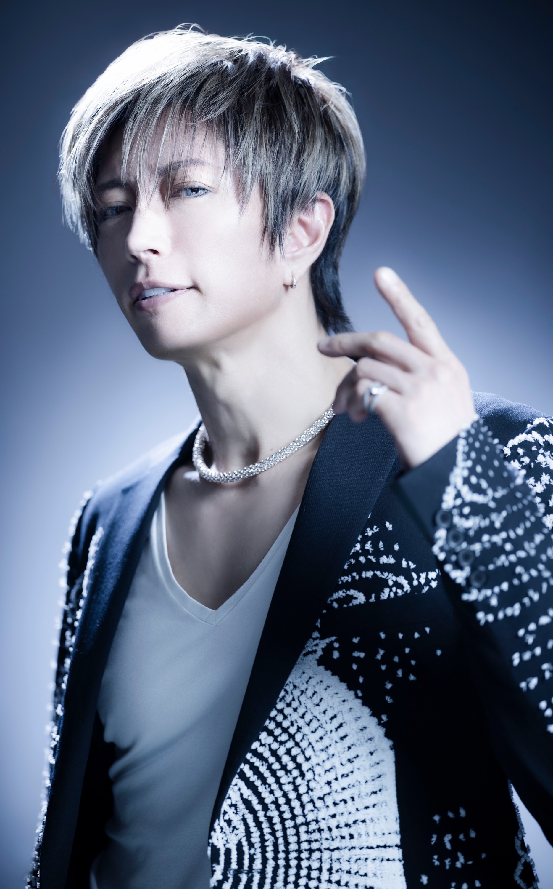 Gackt_%e5%ae%a3%e6%9d%902025_3000px